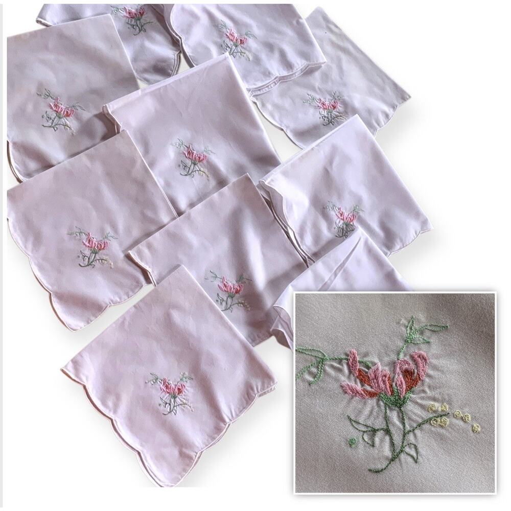 Set of 10 Vintage White Pink Embroidered Floral Fabric Napkins Scalloped Edge
